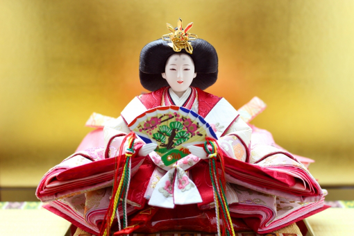 ひな祭り 雛人形を飾る年齢はいつまで 東京での処分方法は 旅行女子