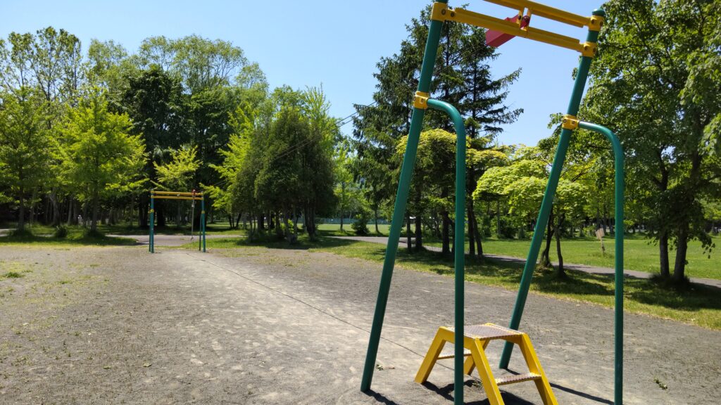 手稲稲積公園のターザンロープ