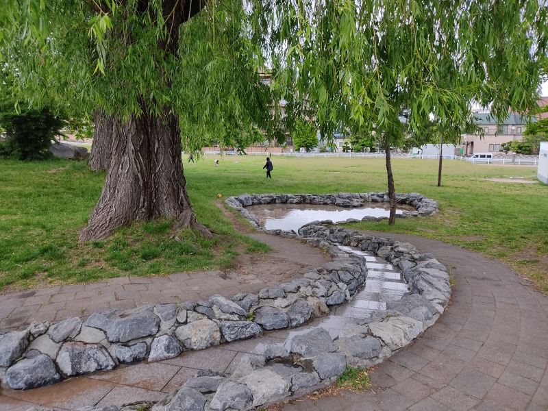 山の手草ぶえ公園の水遊び場