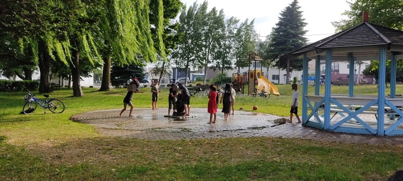 やなぎ公園の水遊び場