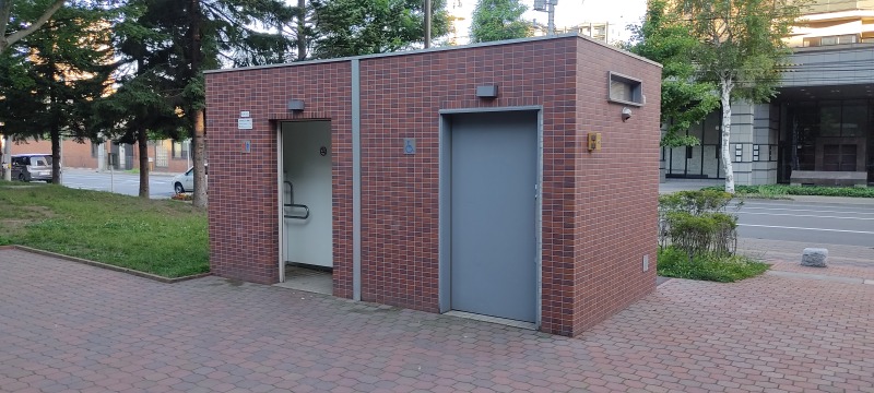 永山記念公園のトイレ