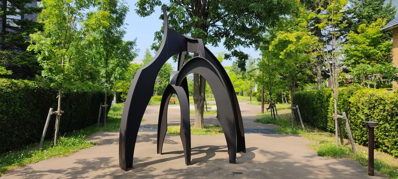 真栄春通り公園のアート作品