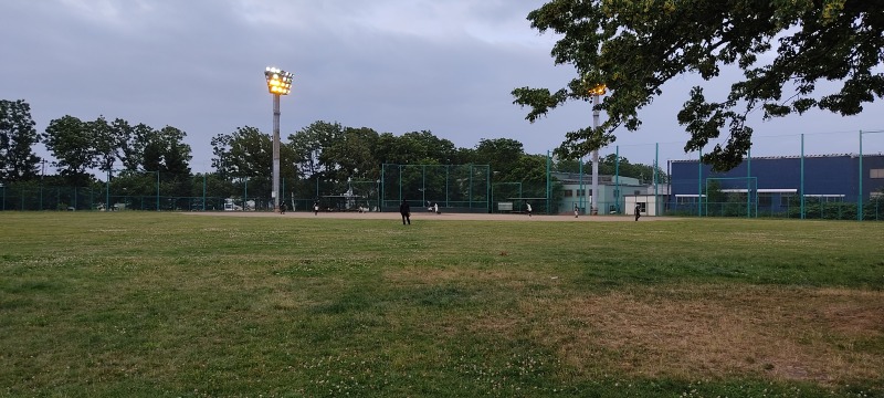 北郷公園の野球場