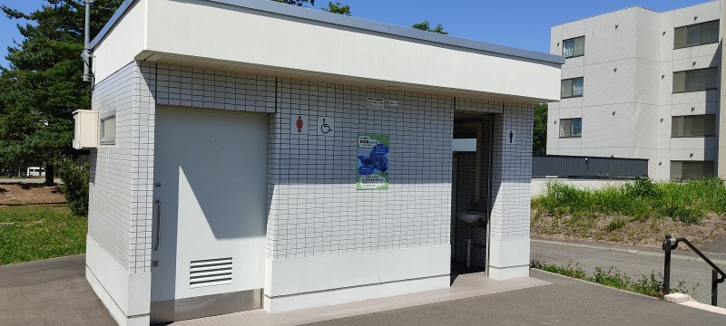 澄川サニー公園のトイレ